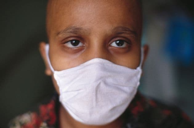 भारत आता कॅन्सरची राजधानी होणार का ?? कोणत्या प्रकारच्या कॅन्सरच्या रुग्णांच्या संख्येत होत आहे वाढ ?