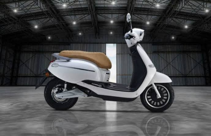 'हमारा बजाज' परत येतेय. कधी, कुठे, कोणत्या रुपात? वाचा मग इथेच!!