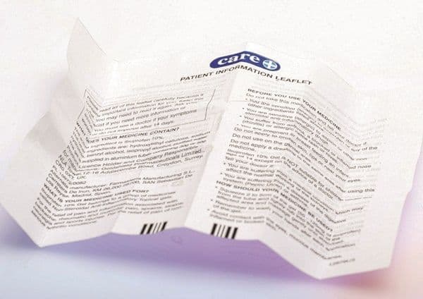 औषधाच्या पाकिटात असलेली ही छोटी चिट्ठी औषधाबद्दल काय सांगत असते? या चिट्ठीचं महत्त्व तुम्हाला माहित आहे का?