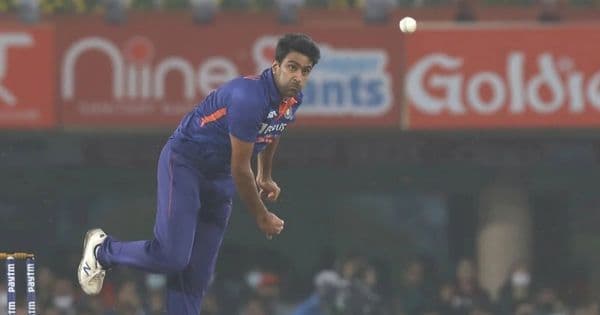 ICC टी -२० WC स्पर्धेत आर अश्विनने घेतले आहेत सर्वाधिक बळी! पाहा टॉप -५ गोलंदाजांची यादी...