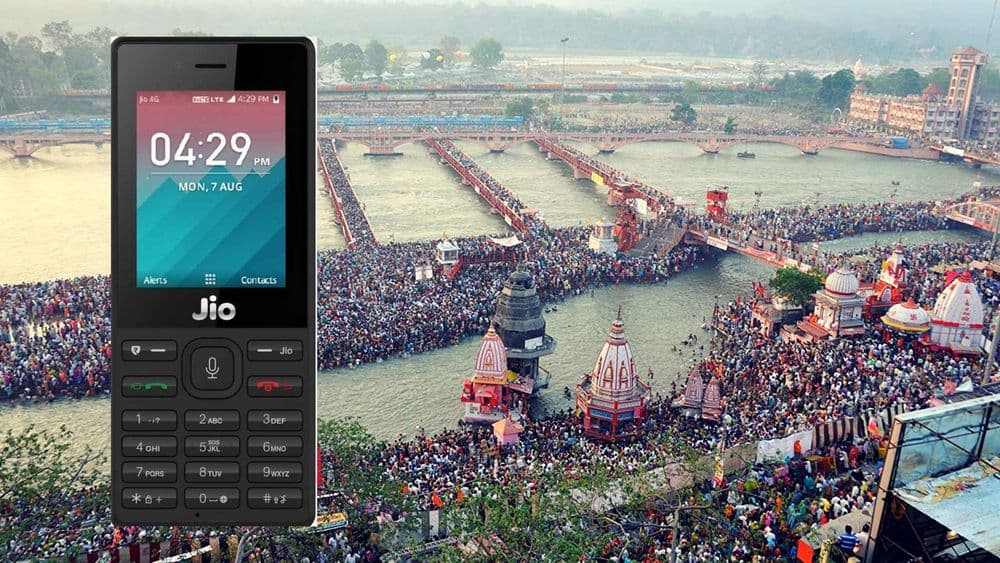 कुंभमेळ्यात घरच्यांची ताटातूट टाळायची असेल तर हा कुंभ फोन तुमच्याकडे असायलाच हवा!!