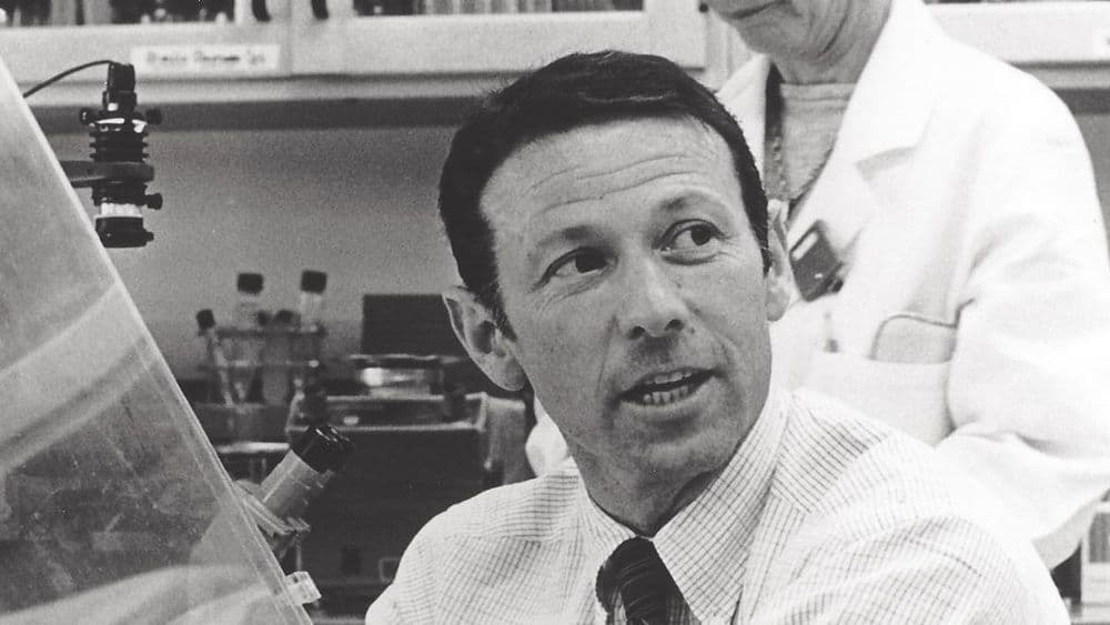 हिपॅटायटिस-बी व्हॅक्सिन, एचपीव्ही व्हॅक्सिन इन्फ्लुएंझा व्हॅक्सिन च्या निर्मितीत वापरलेले रिकॉम्बिनंट डीएनए तंत्रज्ञाचा शोध कसा लागला?