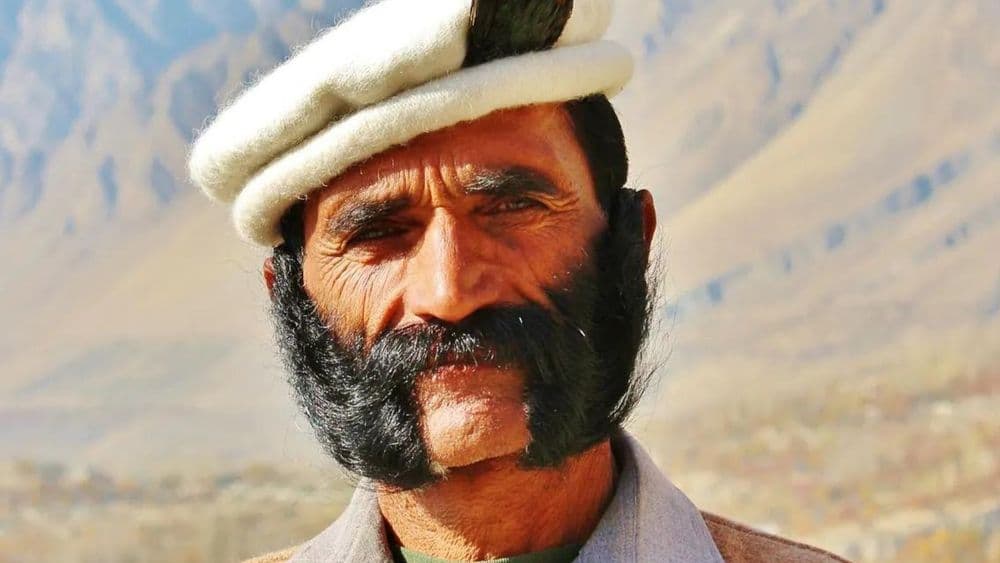 सहज शे-दीडशे वर्षे आणि तेही निरोगी आयुष्य जगणारी हुंजा जमात! जाणून घ्या त्यांच्या या वैशिष्ट्यामागचं रहस्य काय आहे!!