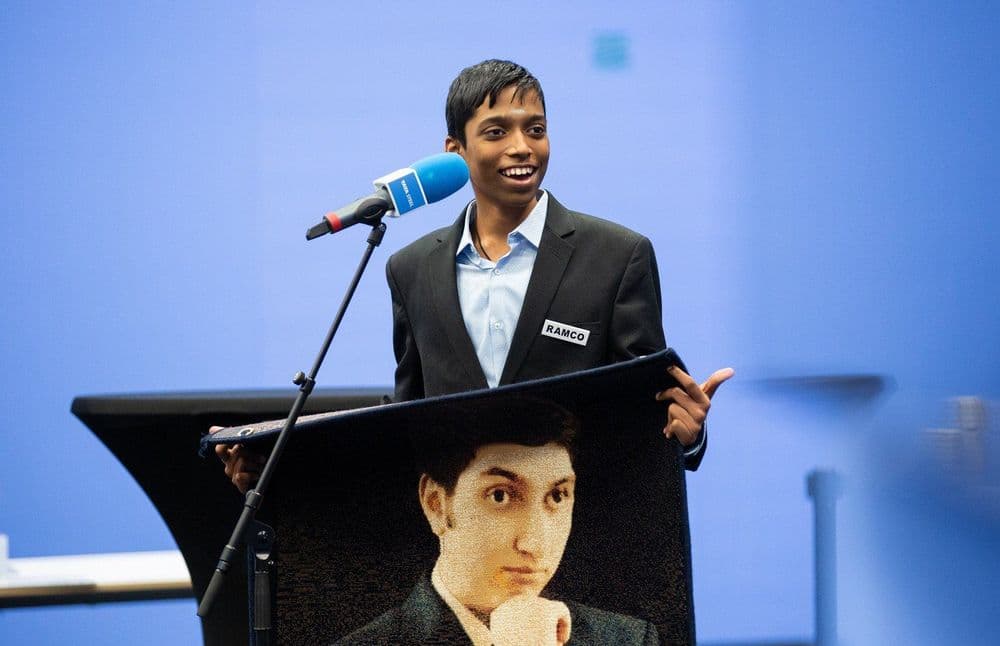 अवघ्या १६ वर्षीय प्रज्ञानंदने रचला इतिहास! जगज्जेत्या कार्लसनवर मिळवला जोरदार विजय