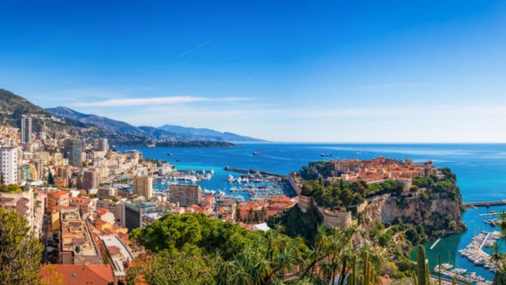 एका दिवसात पायी फिरता येण्याजोगा देश, पर्यटन प्रेमींना तर माहीत हवाच!!