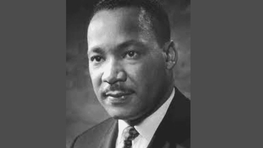 इतिहासाला कलाटणी देणाऱ्या हत्या:कृष्णवर्णीयांचे गांधीजी मार्टिन ल्यूथर किंग ज्यु. यांचंही मरण बंदुकीच्या गोळीनेच लिहिलेलं होतं!!