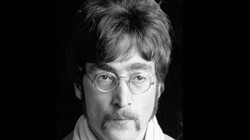 इतिहासातले कलाटणी देणाऱ्या हत्या: एक वादग्रस्त विधान आणि त्याचा जगप्रसिद्ध बँड बंद पडला, त्याचा त्यामुळे खूनही झाला!!