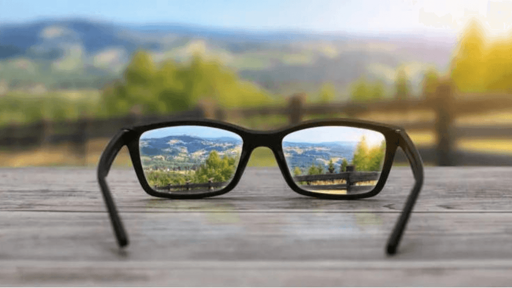 मायोपिया? शब्द नवीन असला तरी प्रकरण गंभीर आहे..जाणून घ्या लक्षणे आणि उपाय..