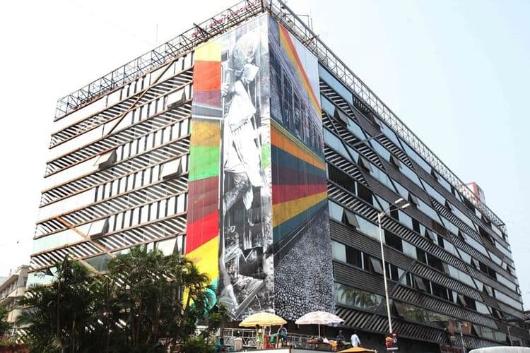 ७. चर्चगेट स्टेशन