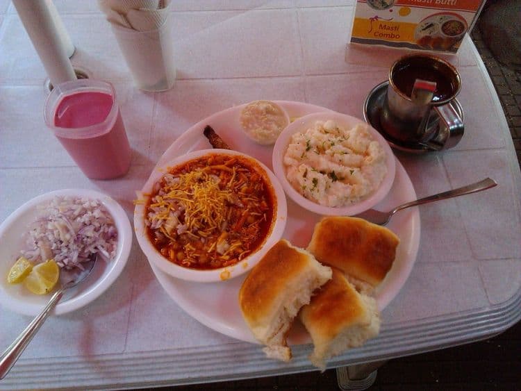 १२. मस्ती मिसळ