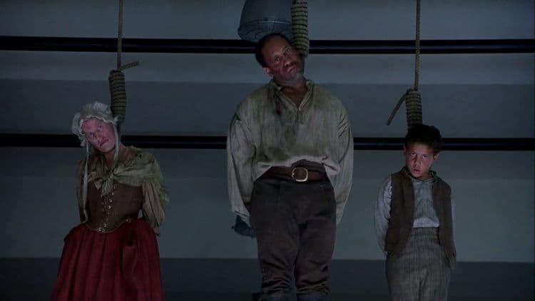 १. दि सिक्स्थ सेन्स