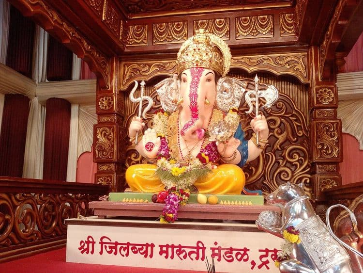 ४. जिलब्या मारुती