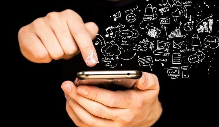 'एजेंट स्मिथ’मुळे कसे नुकसान होते ?