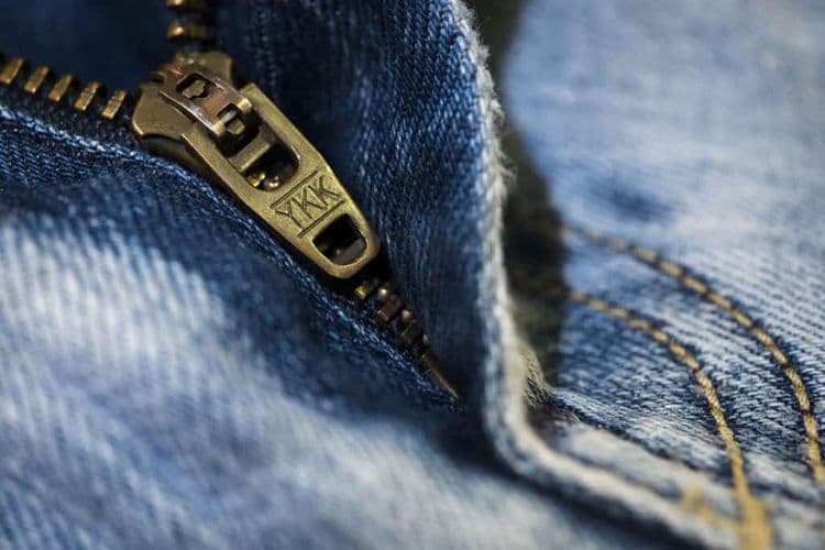 आजच्या लेखातून या YKK बद्दल सविस्तर जाणून घेऊया.