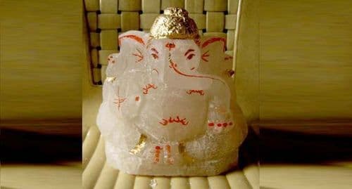 तुरटीपासून बनवलेला गणेश