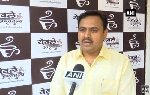 चहाची किंमत १० आणि कमाई तब्बल १२ लाख....पुण्याच्या चहावाल्याची यशोगाथा वाचली का ??