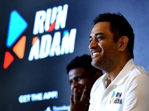 2) एम. एस. धोनी