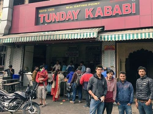 १. टुंडे कबाबी, लखनऊ