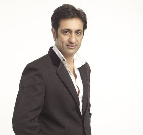 ७. राजीव पॉल - वॉल्टर