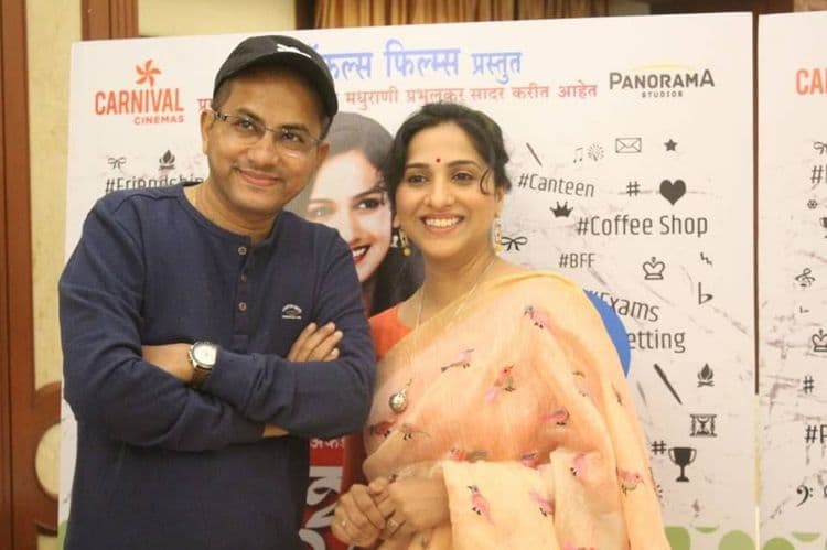 युथट्युब चित्रपट असो की इतर काही प्रोजेक्टस, मधुराणी प्रभुलकर यांची साथ कशी लाभते आणि त्यांच्या कवितेचं पान या वेबसिरीजविषयी सांगा.