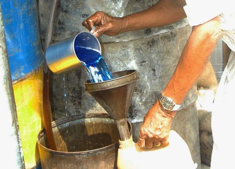 काळाबाजार, निळं रॉकेल आणि स्पिरिट