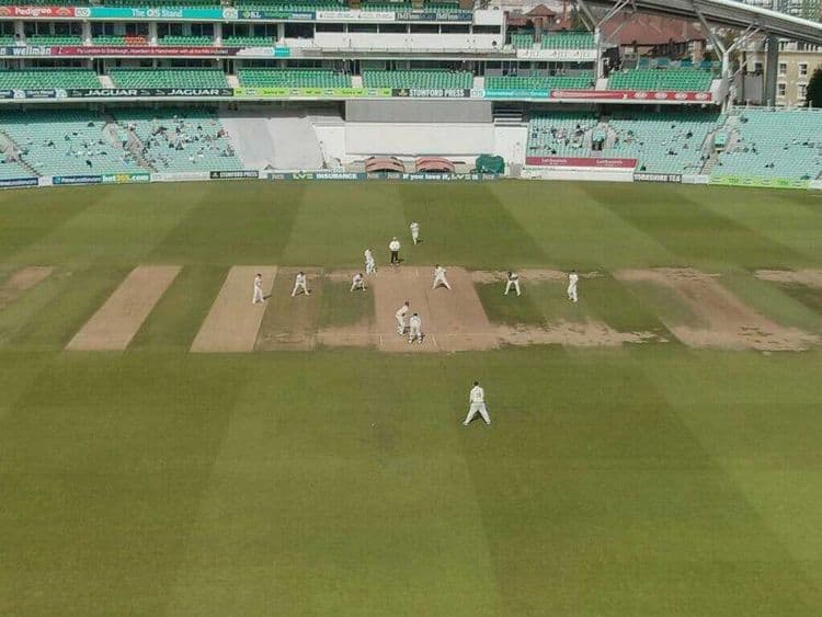 इतिहासातील सर्वात विचित्र क्षेत्ररक्षणाचे ६ किस्से!! इथे तर कॉमेंट्रेटर्स आणि क्रिकेटचाहतेही बुचकळ्यात पडले!!