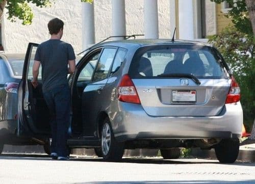 १. मार्क झुकरबर्ग