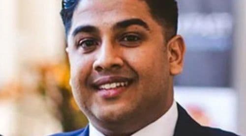 ११. वेदांत पटेल: