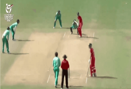 अंडर 19 वर्ल्डकपच्या सामन्यादरम्यान भूकंप होतो तेव्हा.. जाणून घ्या काय घडले!!